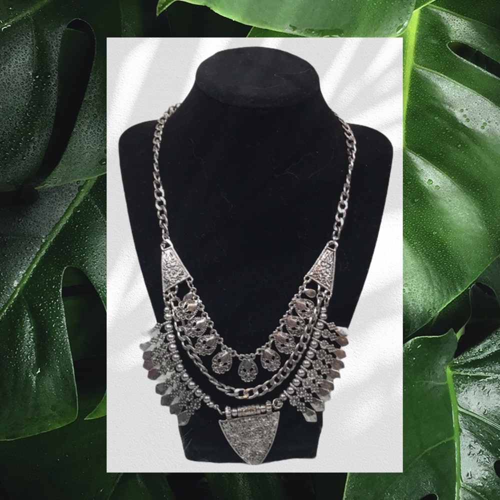 Nefertiti’s Treasures necklace